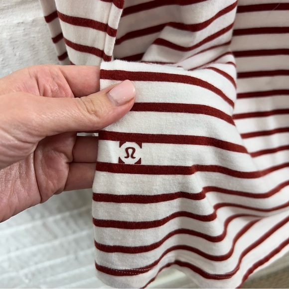 Lululemon 5 Year Basic Long Sleeve Striped T-shirt Large - Picture 5 of 5